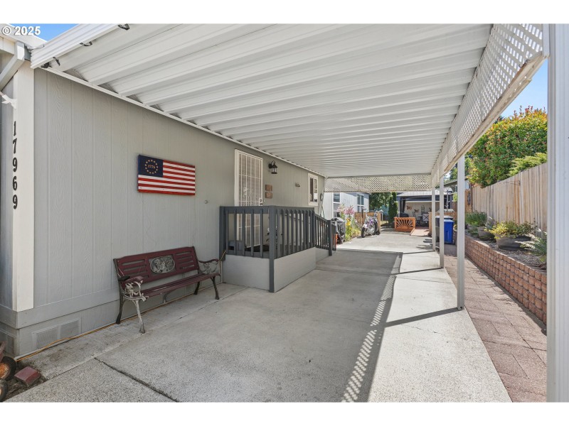 Carport