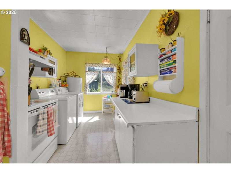 Kitchen/Nook