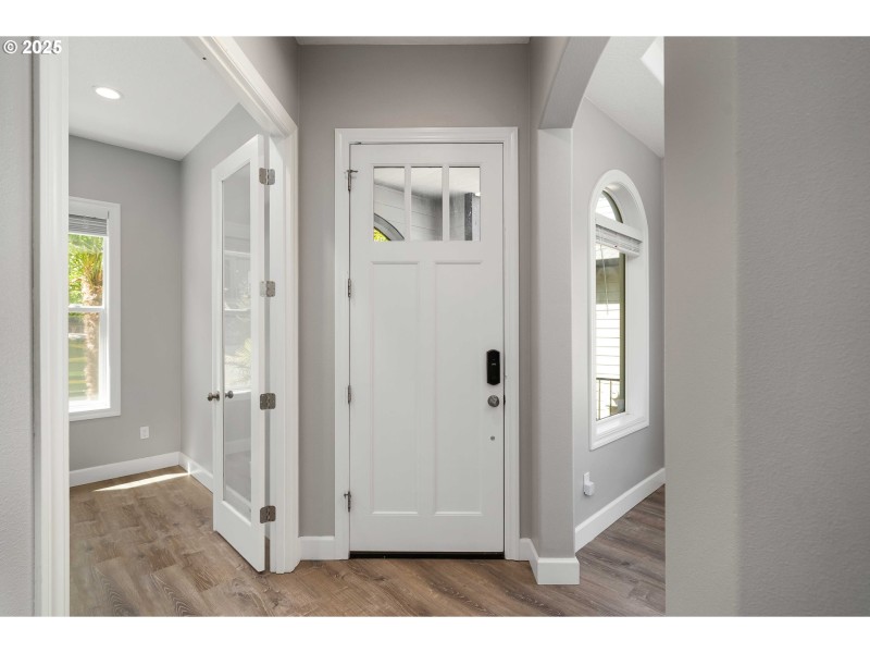 Entrance/Foyer