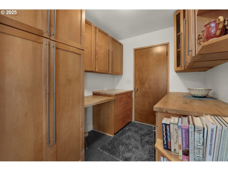 Butler's Pantry
