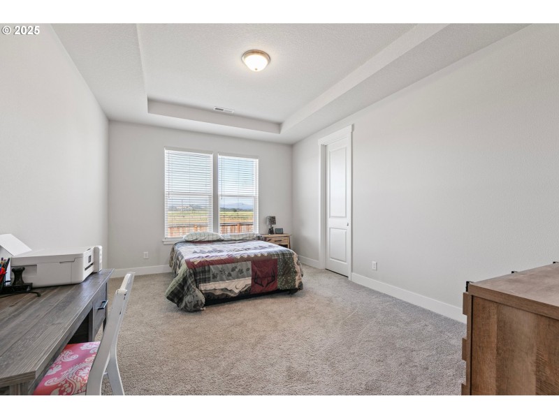 Bedroom, Primary