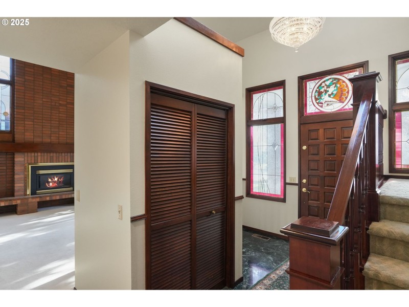 Entrance/Foyer