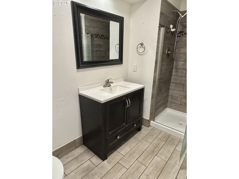 Bathroom, Attached