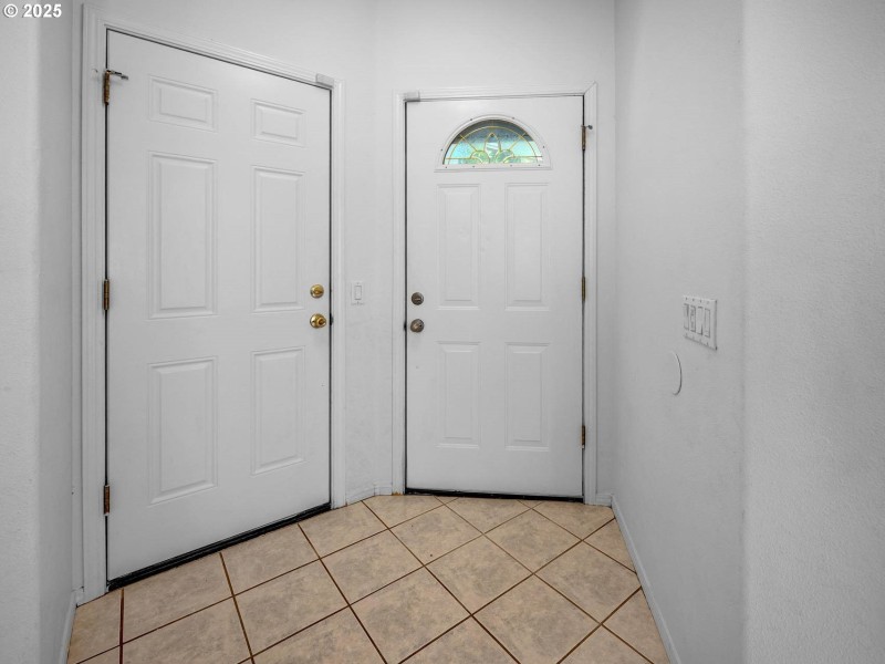 Entrance/Foyer