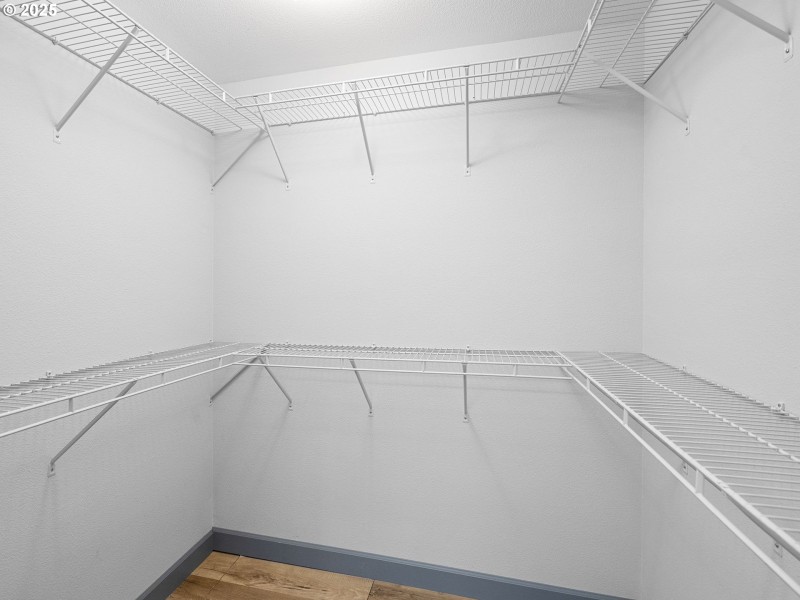 Bedroom, Primary