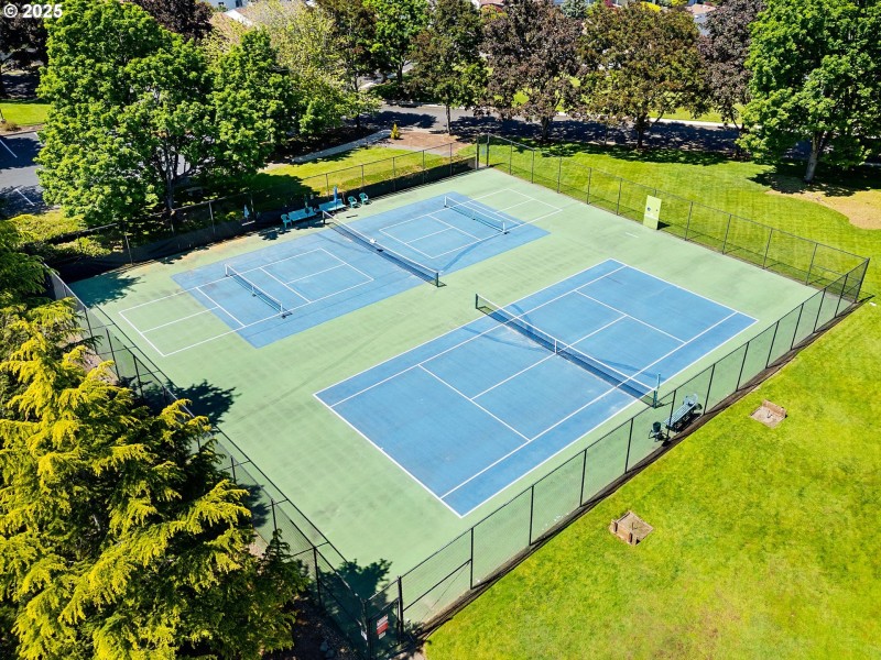 Community Tennis