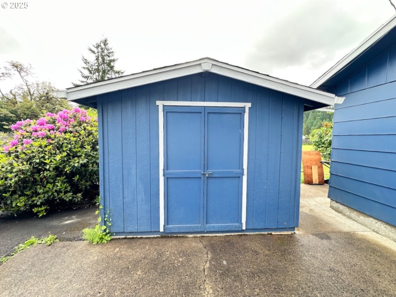 Shed