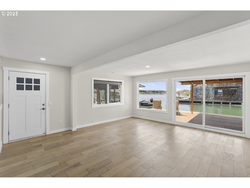Entrance/Foyer