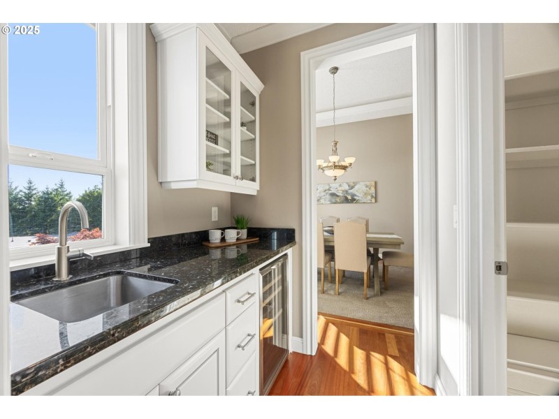 Butler's Pantry
