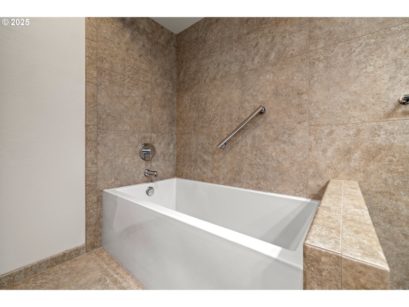 Bathroom, Attached