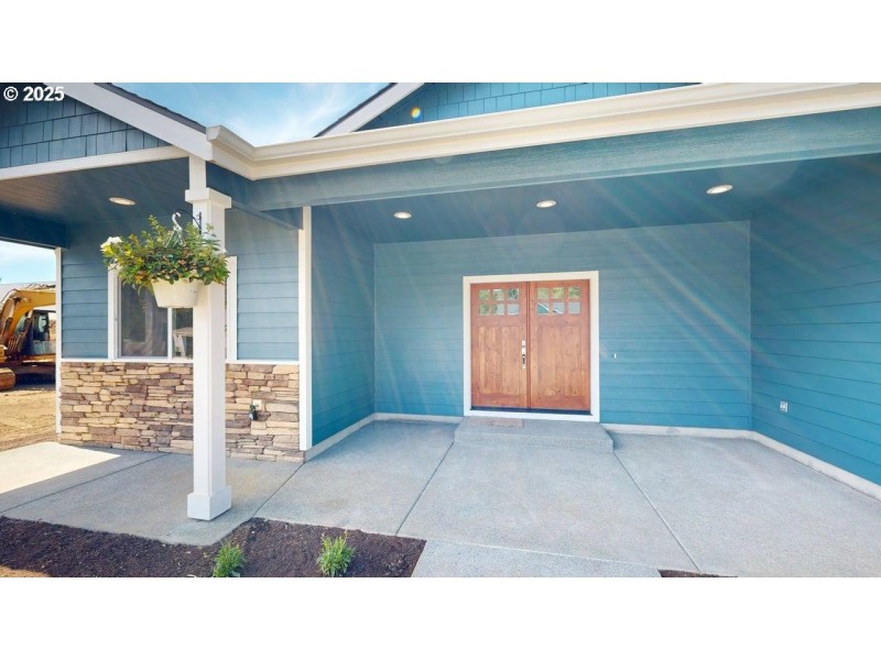 Covered Porch