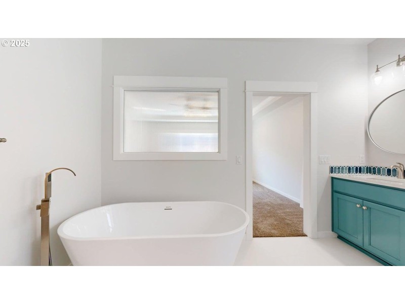 Bathroom, Attached