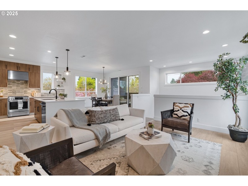 Kitchen/Family Room
