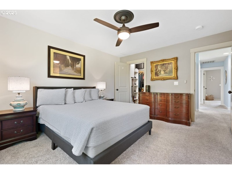 Bedroom, Primary