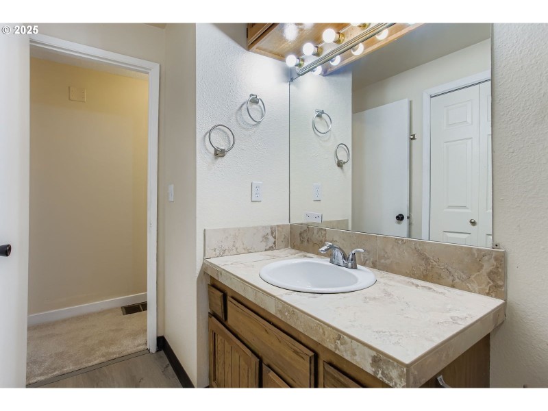 Bathroom, Attached