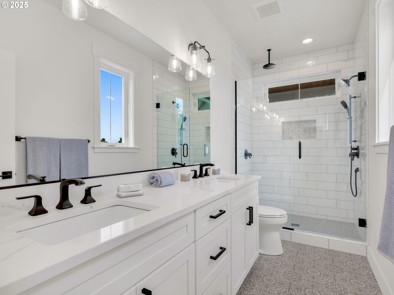 Bathroom, Attached
