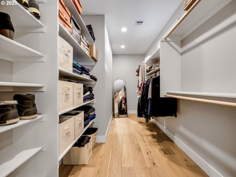 Bathroom, Attached