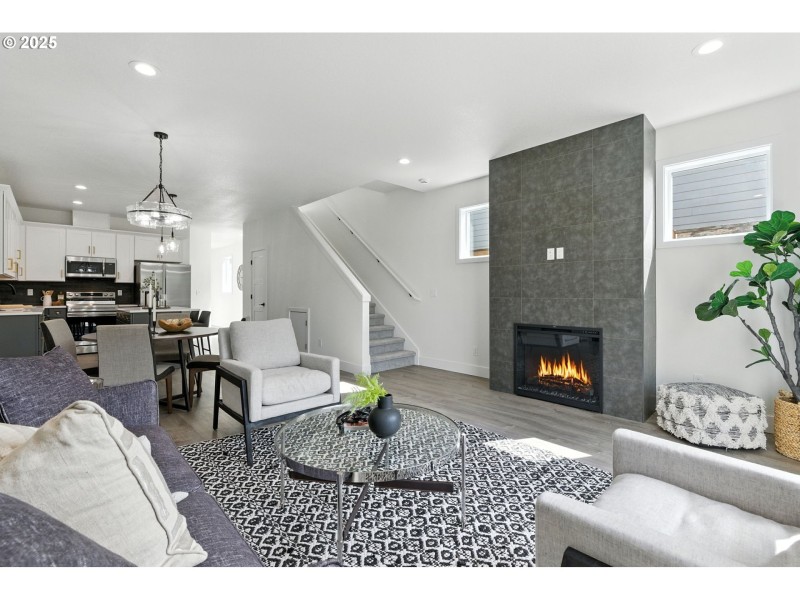 Kitchen/Living Room