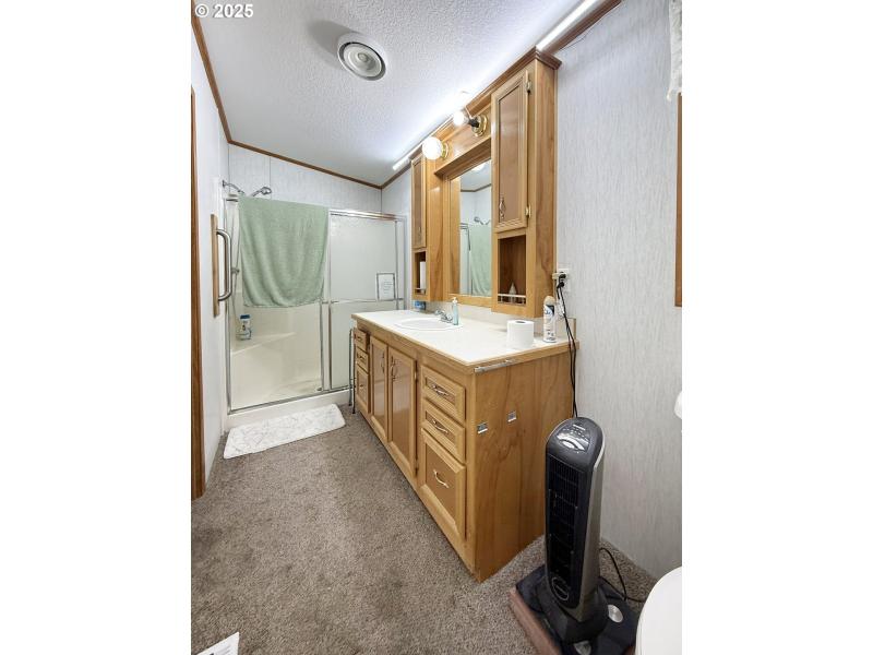 Bathroom, Attached