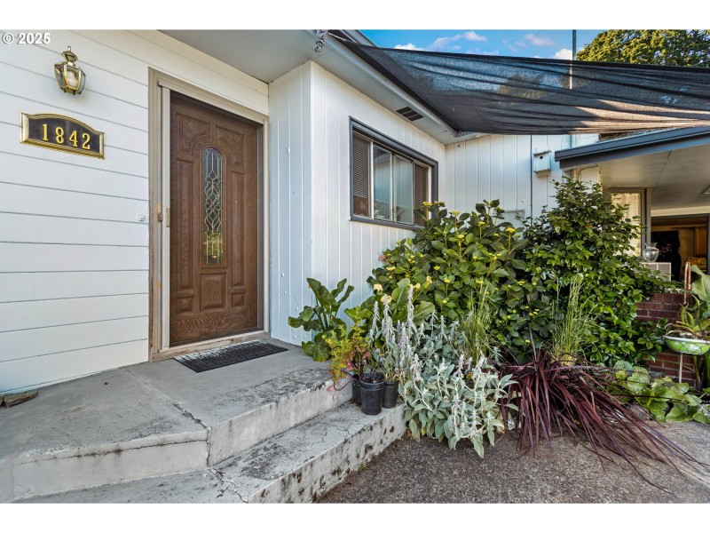 Entrance/Foyer