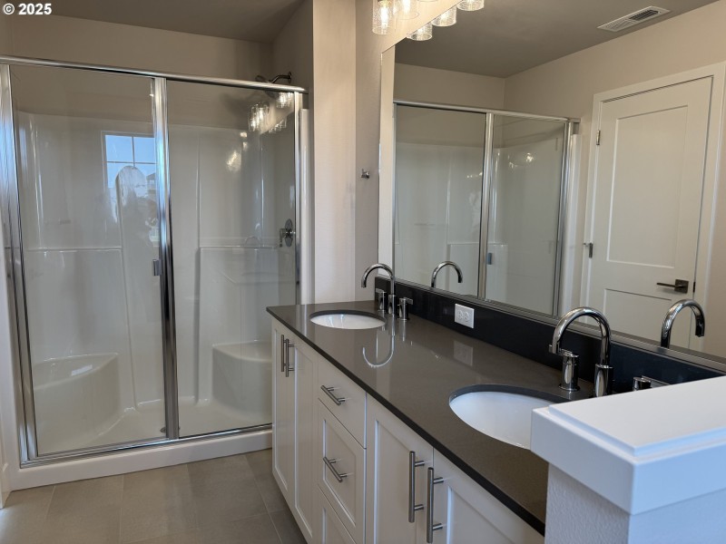 Bathroom, Attached