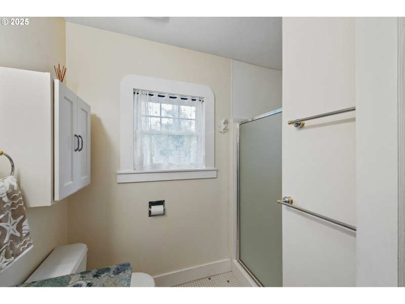 Bathroom, Attached