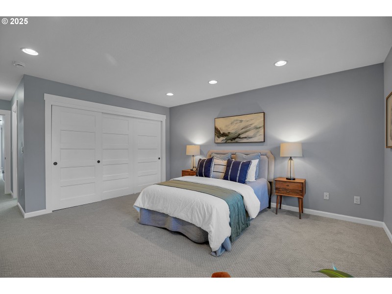Bedroom, Primary