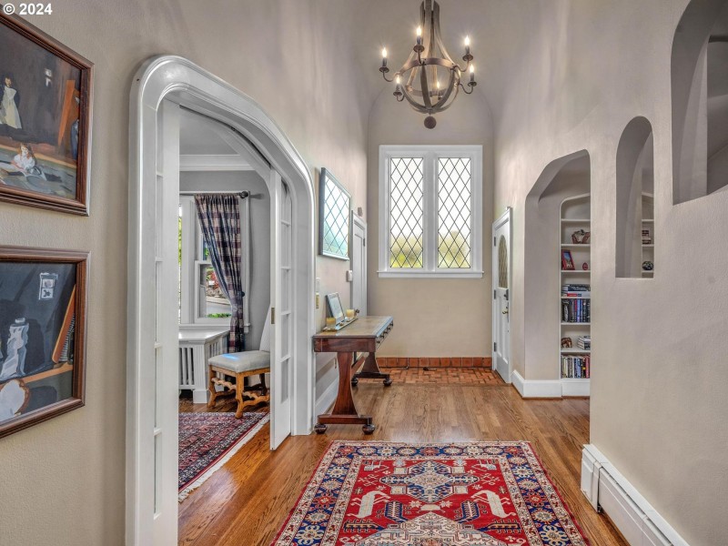 Entrance/Foyer