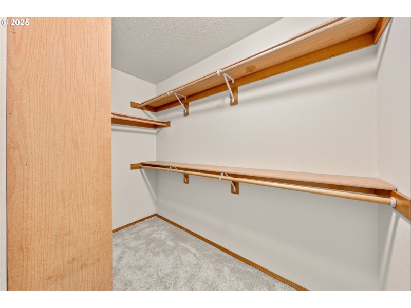 Bedroom, Primary