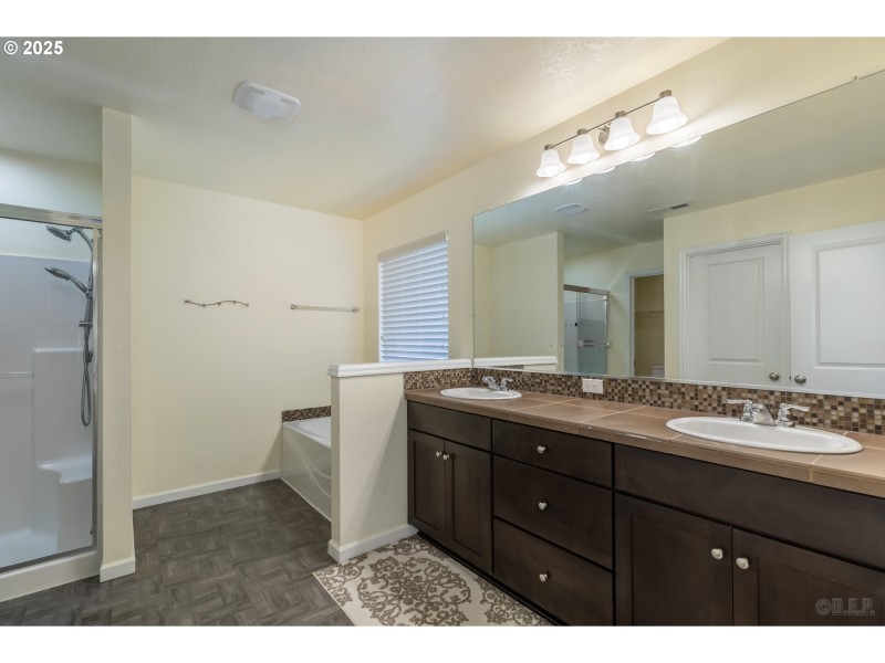 Bathroom, Attached