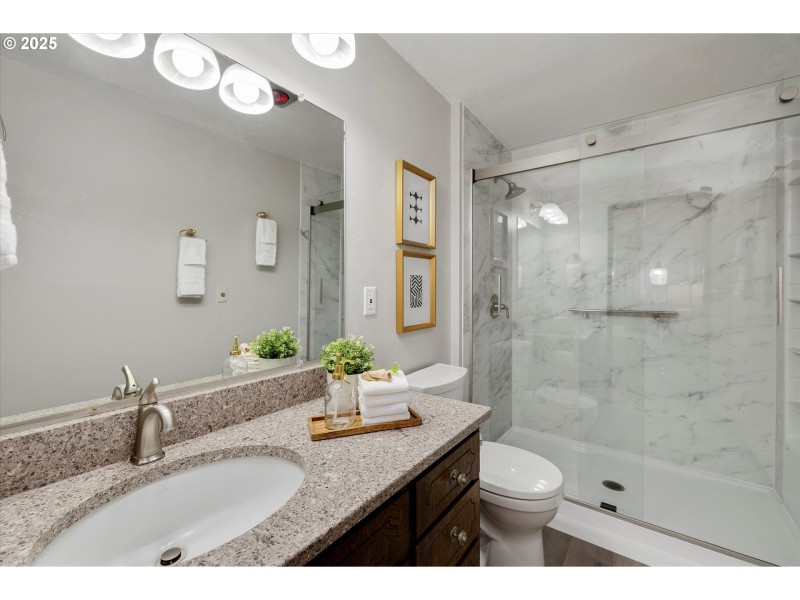 Bathroom, Attached