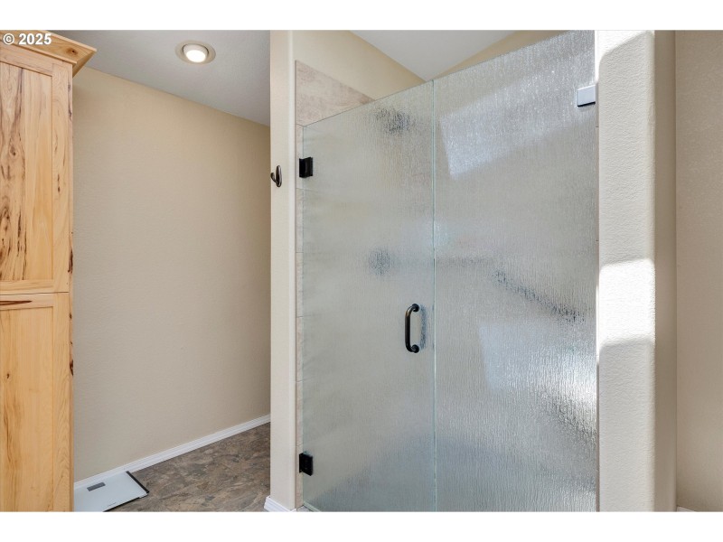 Bathroom, Attached