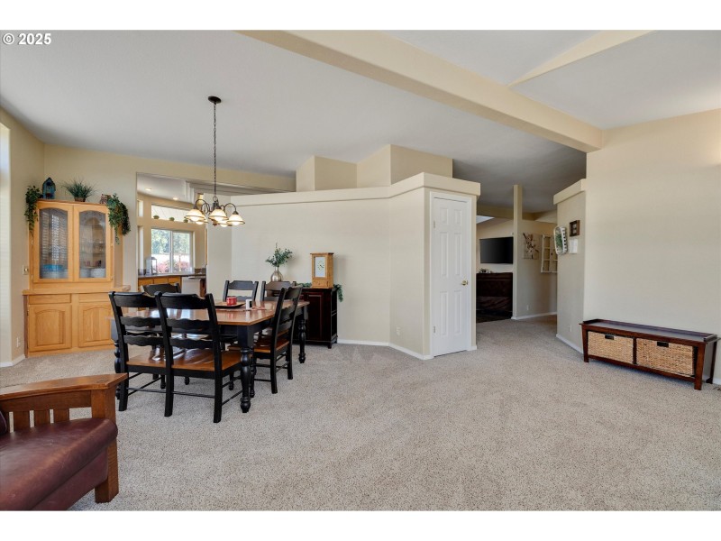Living Room/Dining Room