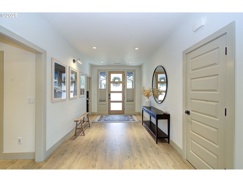 Entrance/Foyer