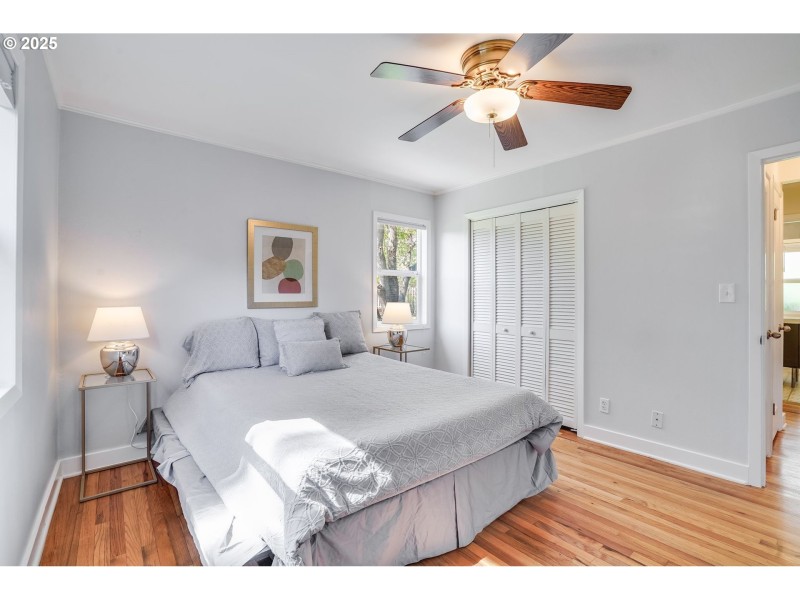 Bedroom, Primary