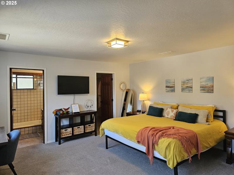 Owner's Suite Bedroom