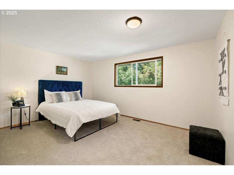 Bedroom, Owner's Suite