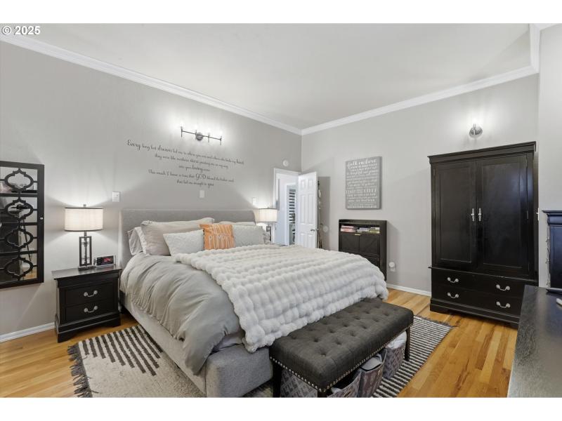 Bedroom, Owner's Suite