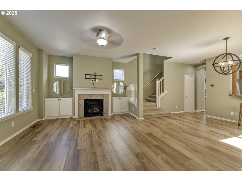 Living Room/Dining Room