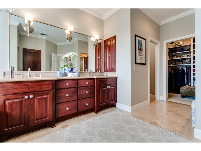 Owner's Suite Bathroom