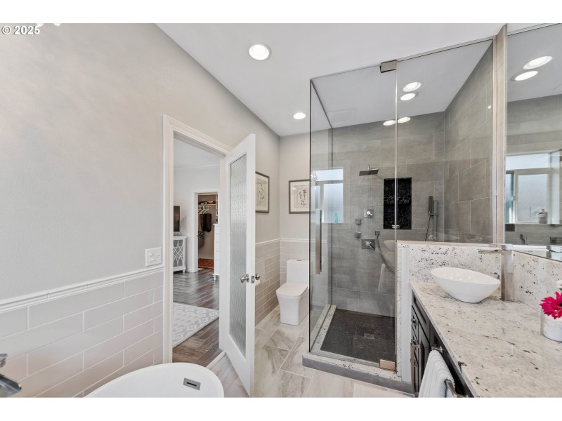 Bathroom, Attached