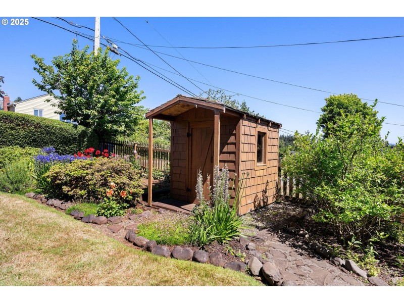 Shed