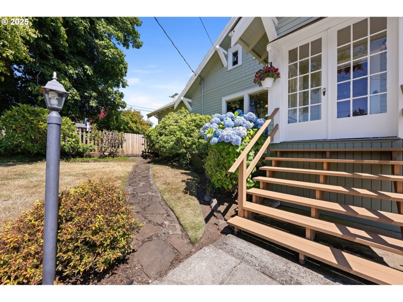 Entrance/Foyer