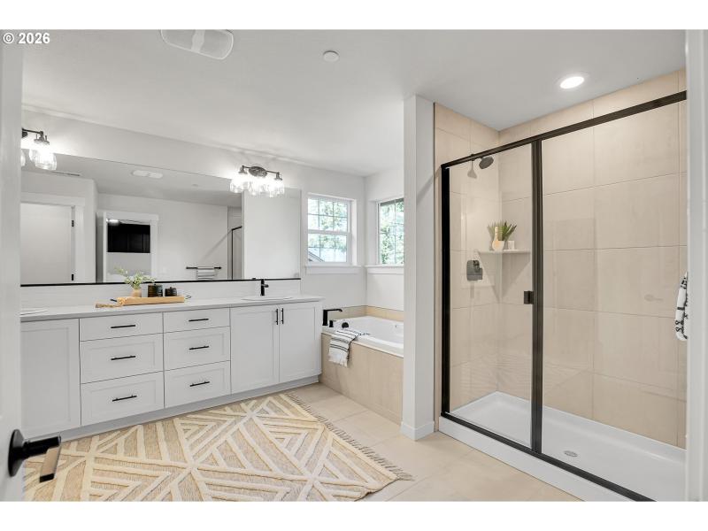 Owner's Suite Bathroom