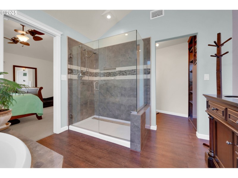Owner's Suite Bathroom