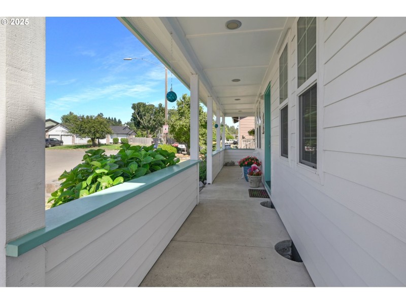 Covered Porch