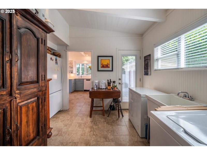 Butler's Pantry