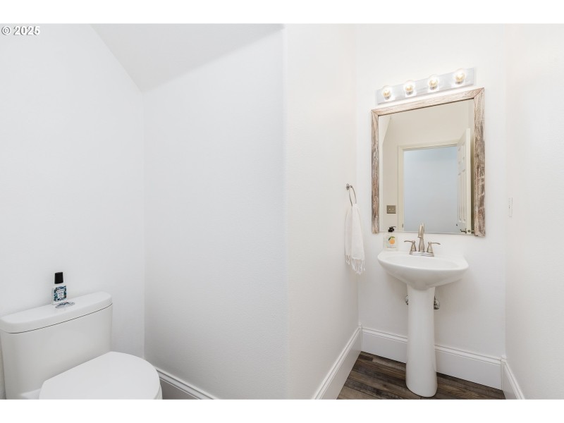 Bathroom, Continental