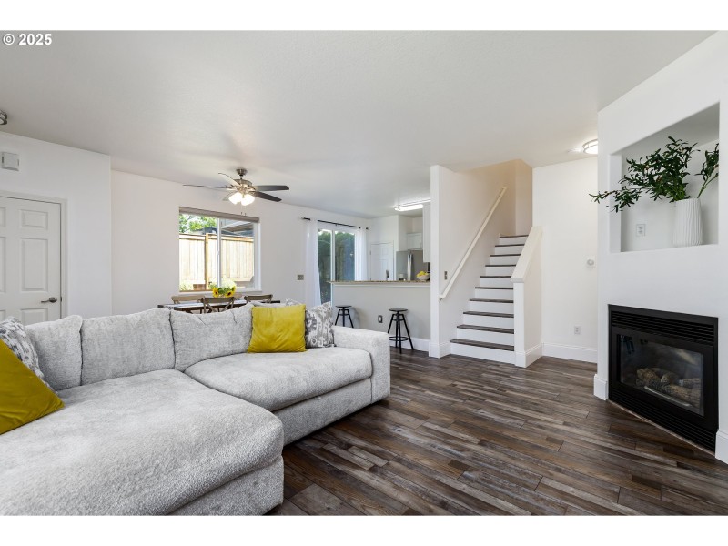 Kitchen/Living Room