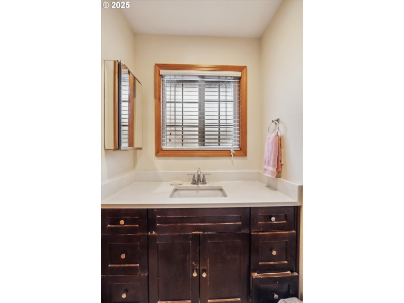 Bathroom, Attached